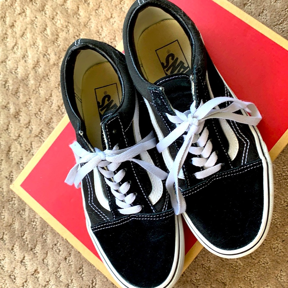 Vans Old Skool (black&white) Shoes size 7